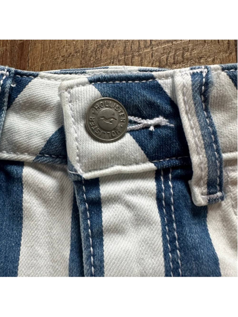 Women's Hollister Striped Denim Skirt Size 00 Blue White Summer - Picture 4 of 10